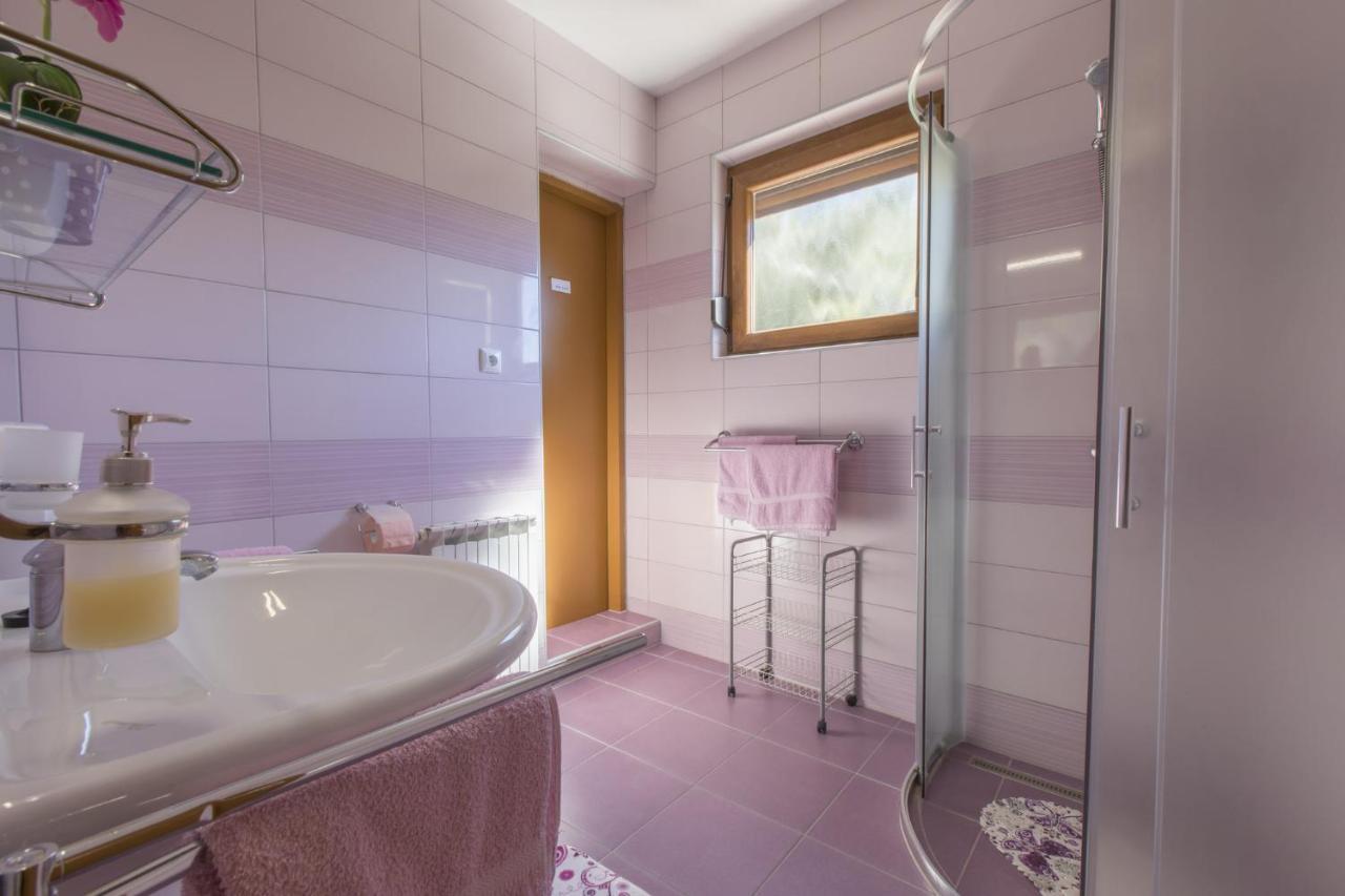 Jasminka Loncaric Apartman Crikvenica Kültér fotó