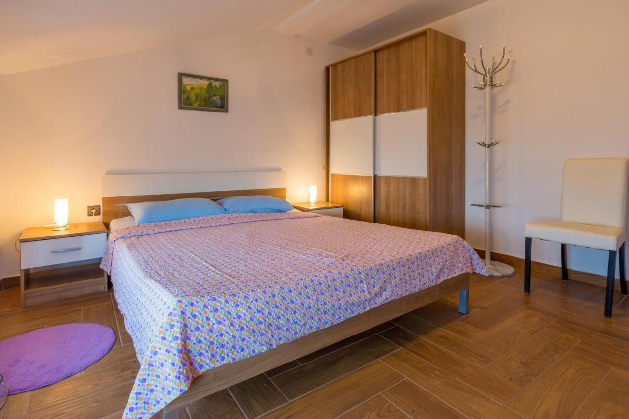 Jasminka Loncaric Apartman Crikvenica Kültér fotó