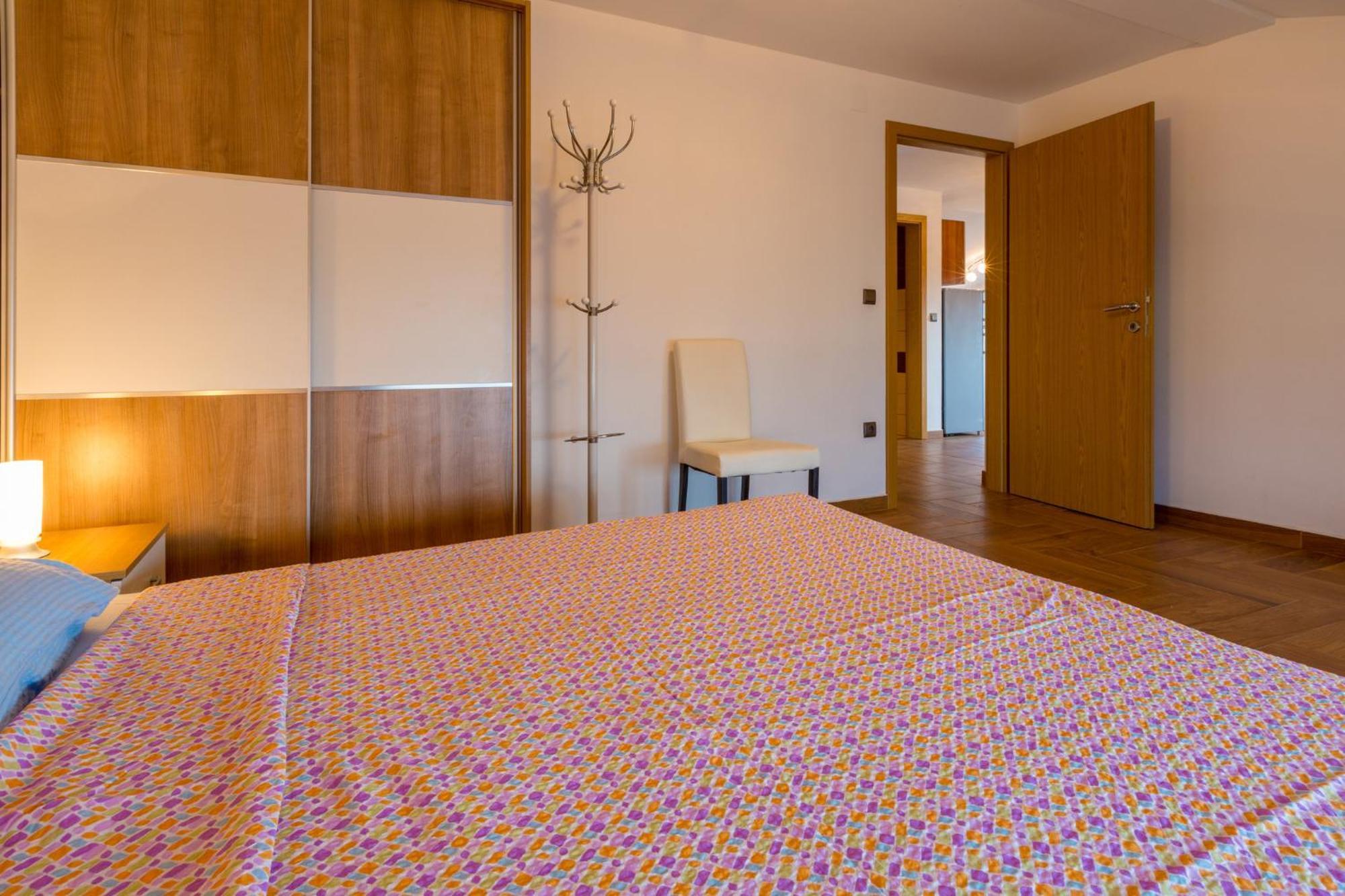 Jasminka Loncaric Apartman Crikvenica Szoba fotó